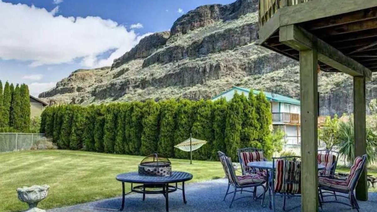Sunland Estates Cottage | Cozy Cottage in Sunland near Gorge Amphitheatre