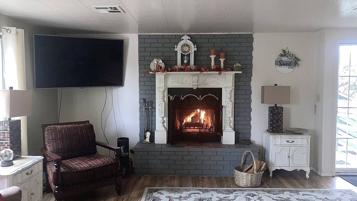 Payson Cottage | Cozy cottage in the pines, quiet and close to town.