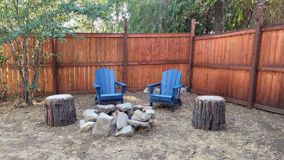 Mariposa Cottage | Cozy Cottage, Large Fenced Yard, Close to Yosemite, Bass Lake