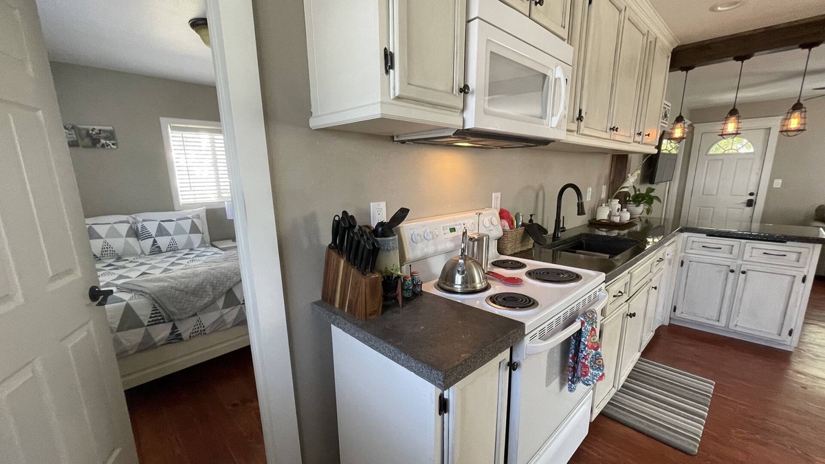 Potlatch Cottage | Cozy Cottage