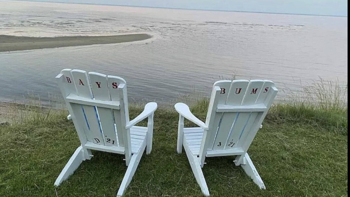 Port Republic Cottage | Cozy Cottage with access to and partially obstructed views of the bay.