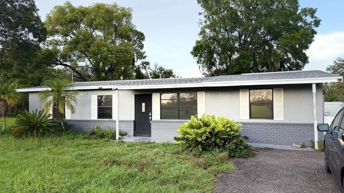 Lutz House | Cozy Country Getaway on Half Acre in Lutz, FL