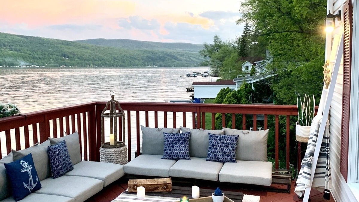 Hammondsport House | Cozy Cozy Cottage ~ Perfect Location On West Keuka Lake ~ Private Dock!