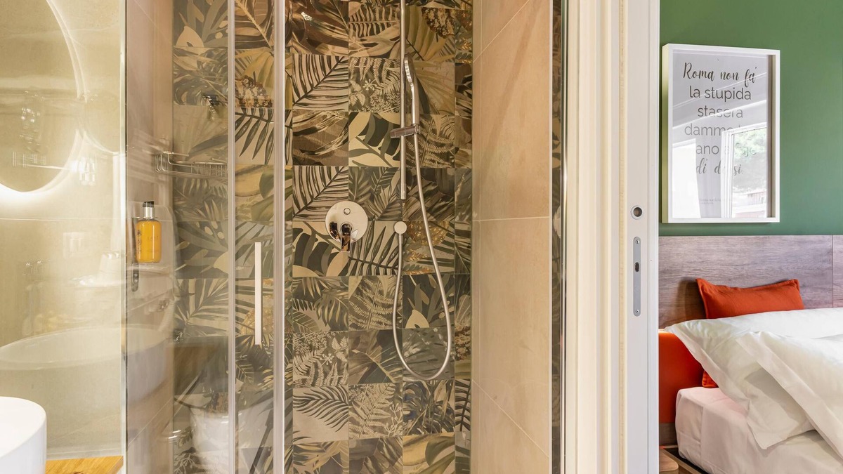 Tuscolano Apartment | Cozy Double Room in Elegant Apartment near Colli Albani