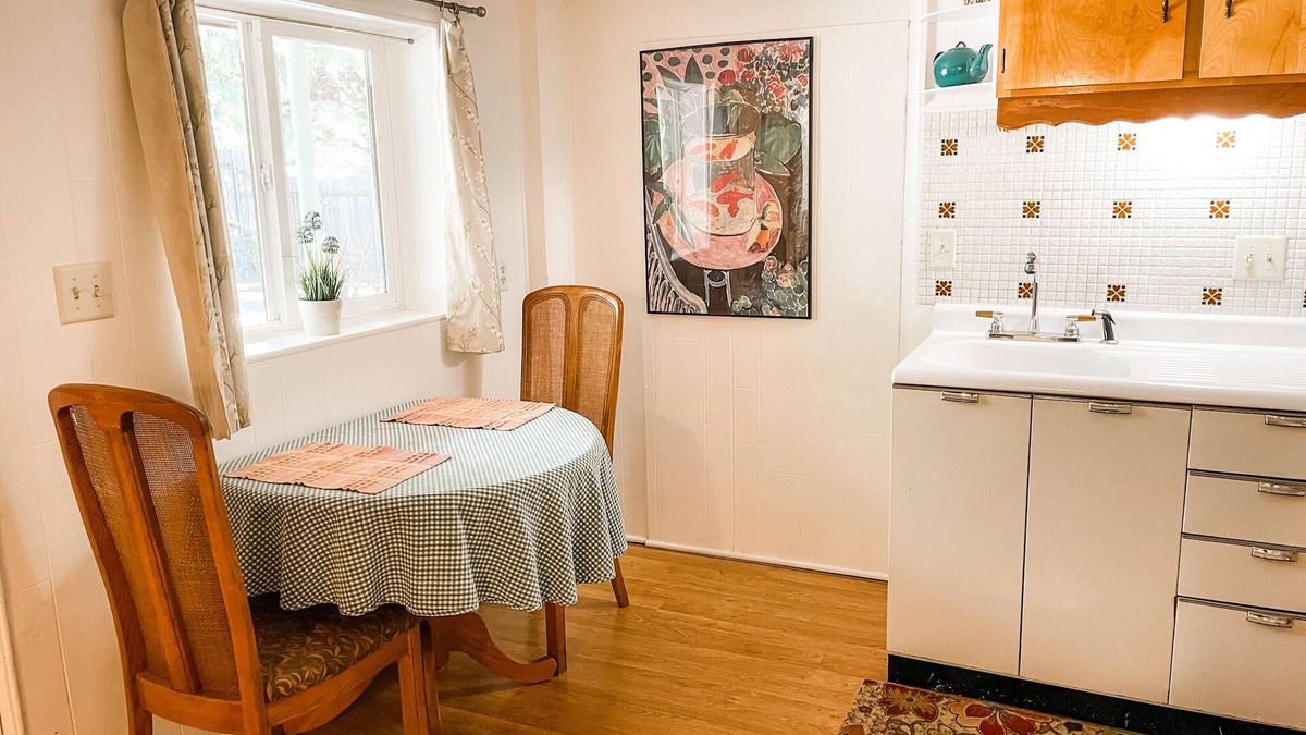 Nevada City Apartment | Cozy Downtown Cottage w Parking
