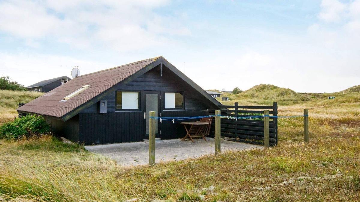 Haurvig House | Cozy Dune Cottage Retreat-By Traum
