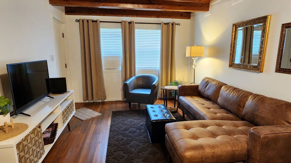 Danville Apartment | Cozy Duplex