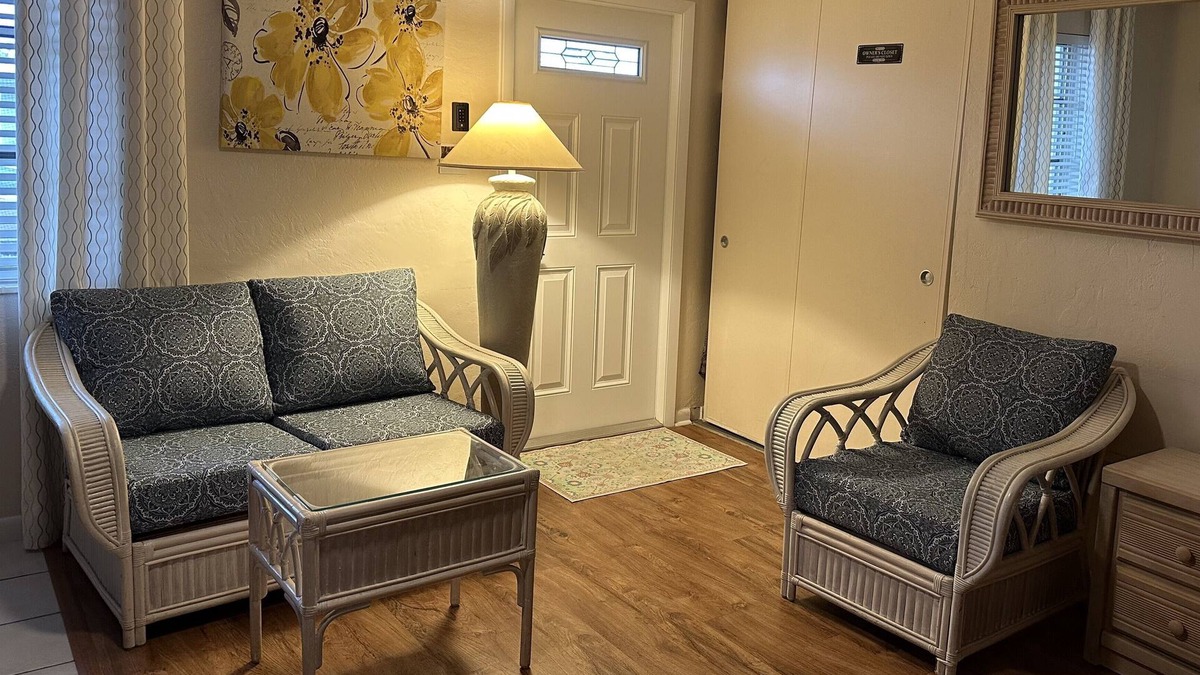 North Port Cottage | Cozy Entire 2BR House Minutes from Warm Mineral Springs and Local Hotspots!