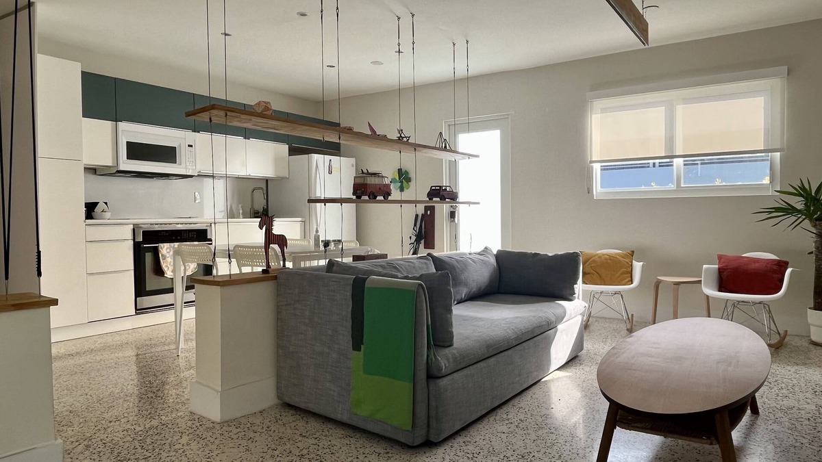 The Roads House | Cozy entire house in excellent location , close Brickell , Coconut Grove