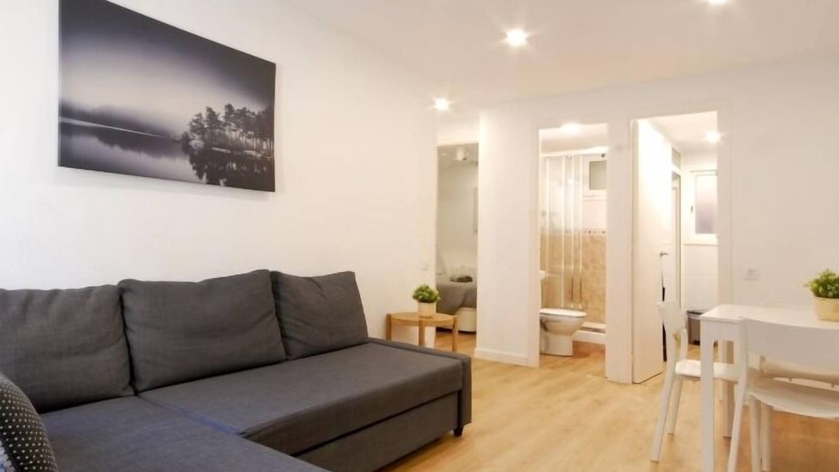 El Port Apartment | Cozy apartment near Barcelona