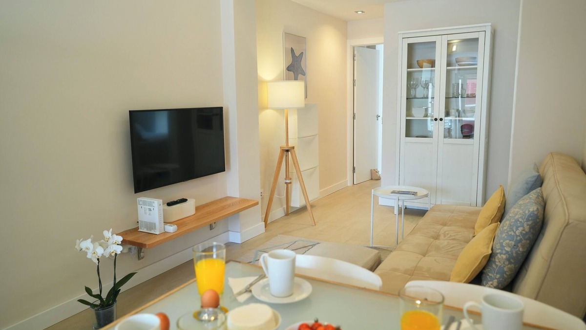 Las Palmas de Gran Canaria Apartment | Cozy and bright apartment very close to Las Canteras Beach