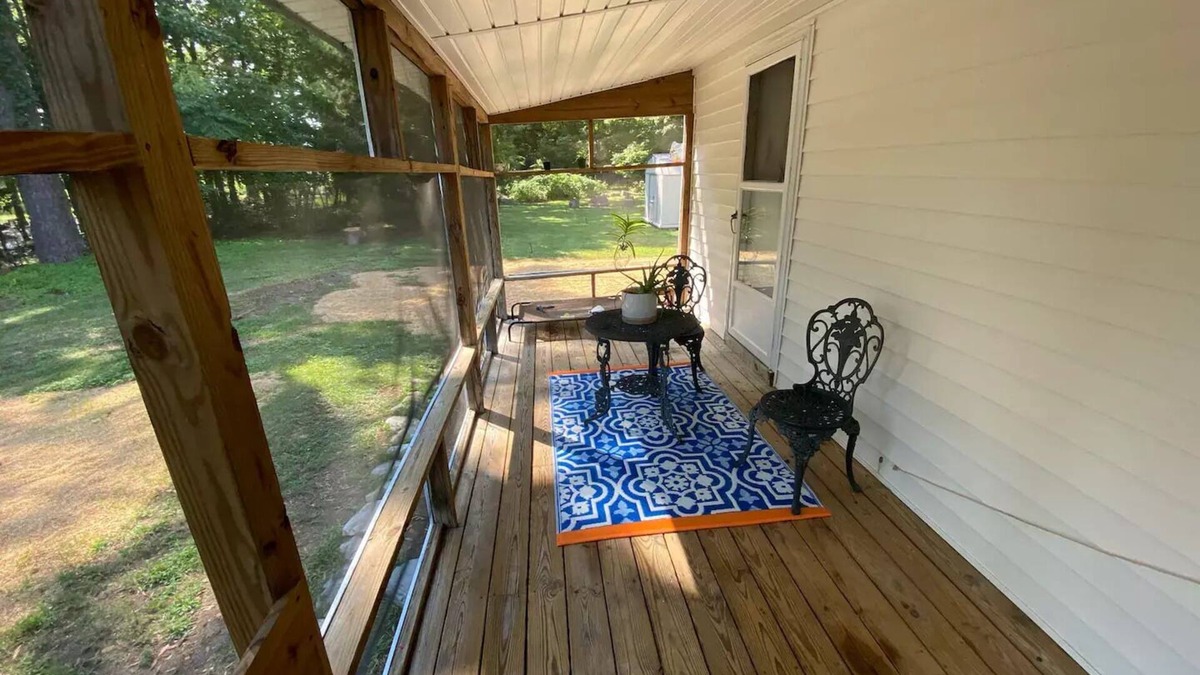 Issue Cottage | Cozy Farm Cottage in the DMV