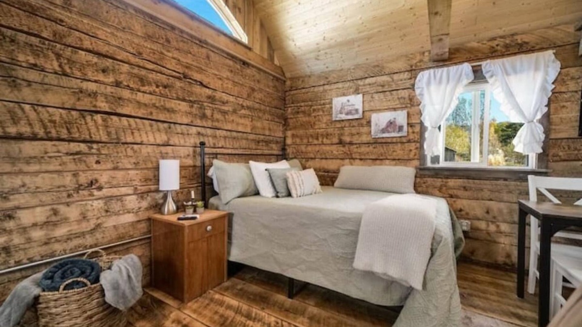 Fairview Other | Cozy Farm Retreat - Getaway in the Heart of Nature
