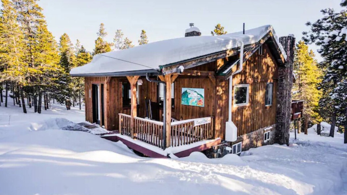 Coal Creek Cabin | Cozy Fireplace, gorgeous view, ski country