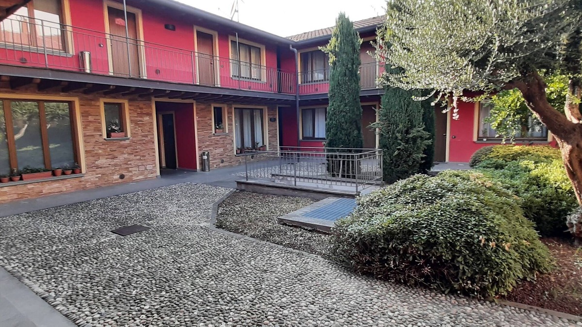 Bergamo Apartment | Cozy flat + parking close to City center/Airport (CIN IT016024B4O46O3QZY)