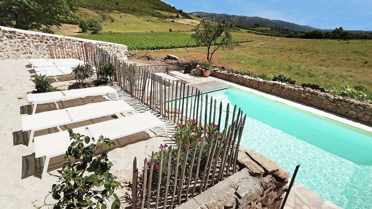 Villeseque-des-Corbieres Apartment | Cozy Escape in Villesèque