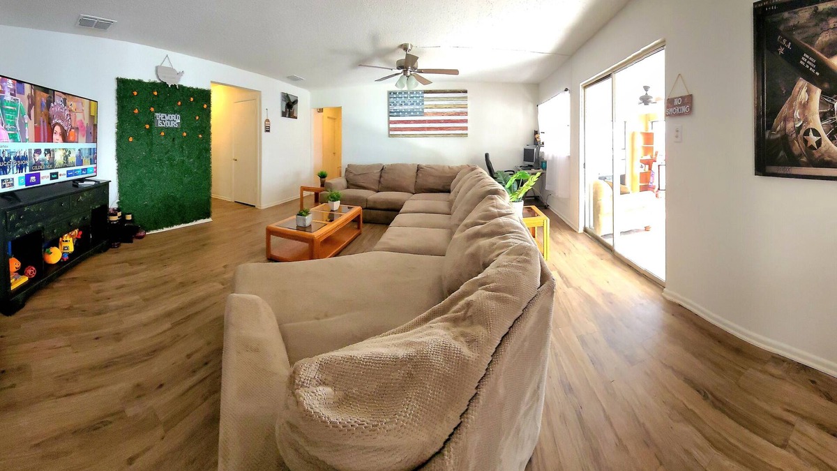 West San Antonio House | Cozy Fun Casa! LacklandAFB/SeaWorld/SixFlags/DTSA