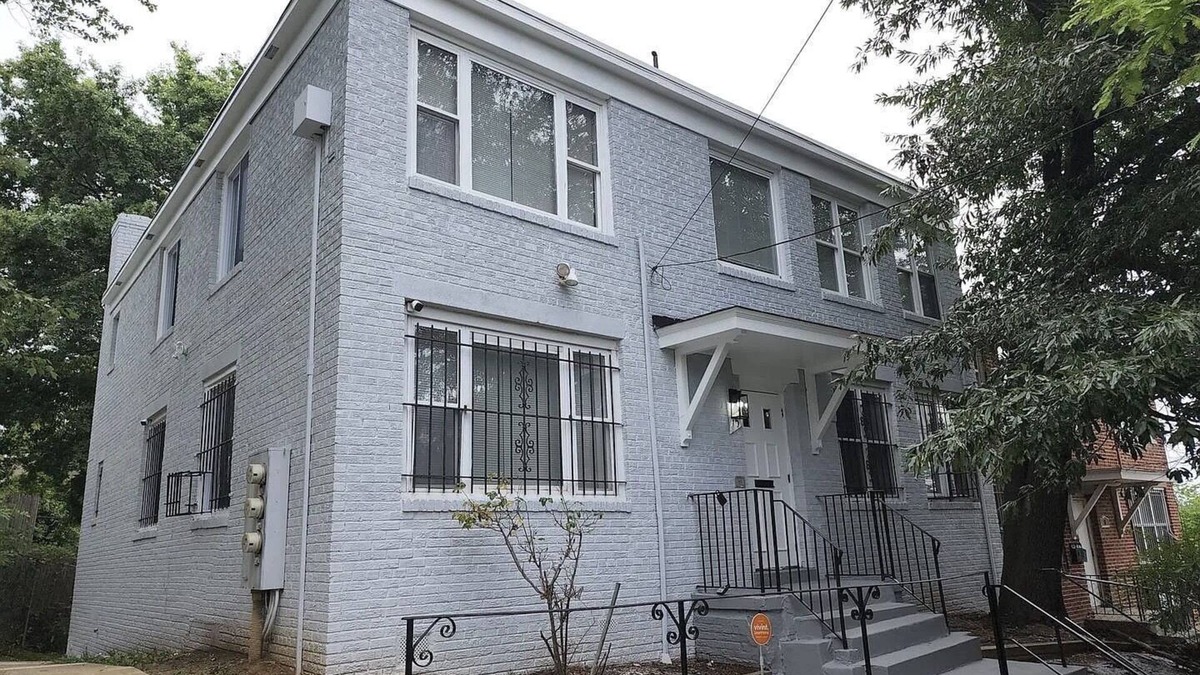 Bellevue House | Cozy furnished home in Washington DC