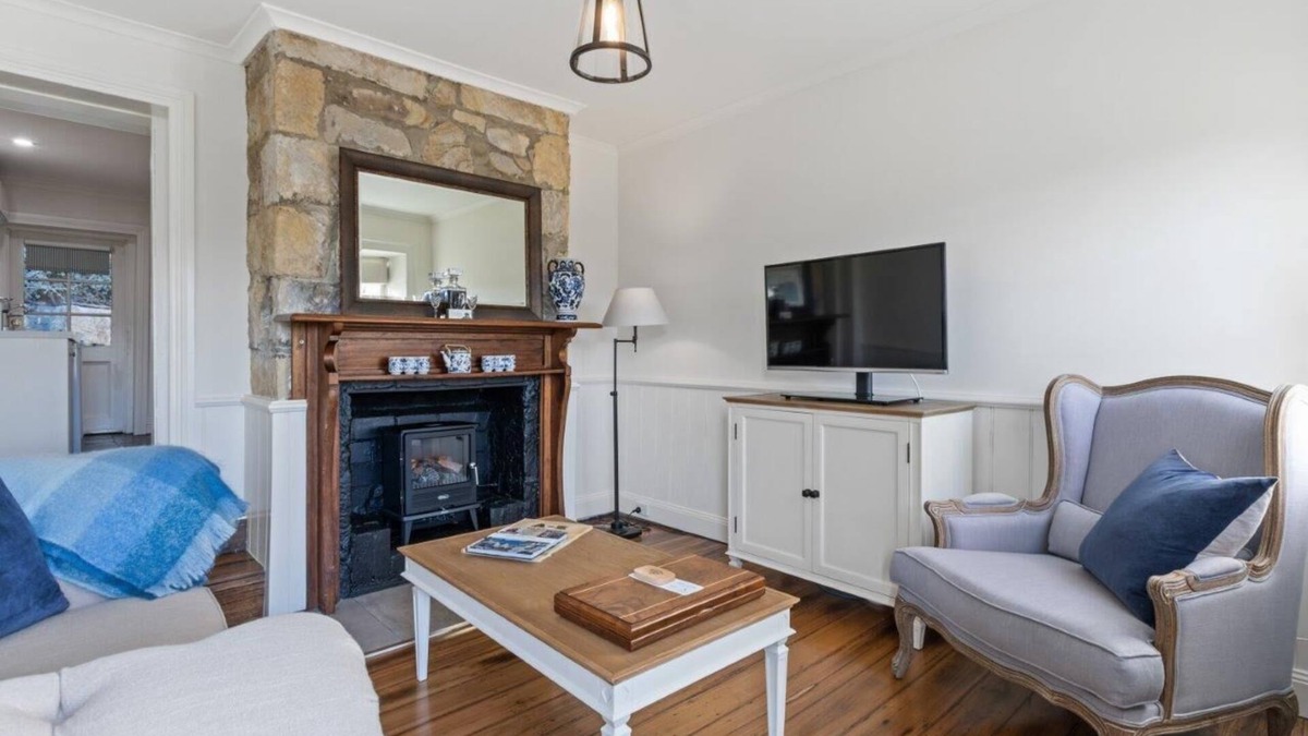 Pontville Cottage | Cozy Georgian Cottages close to Hobart