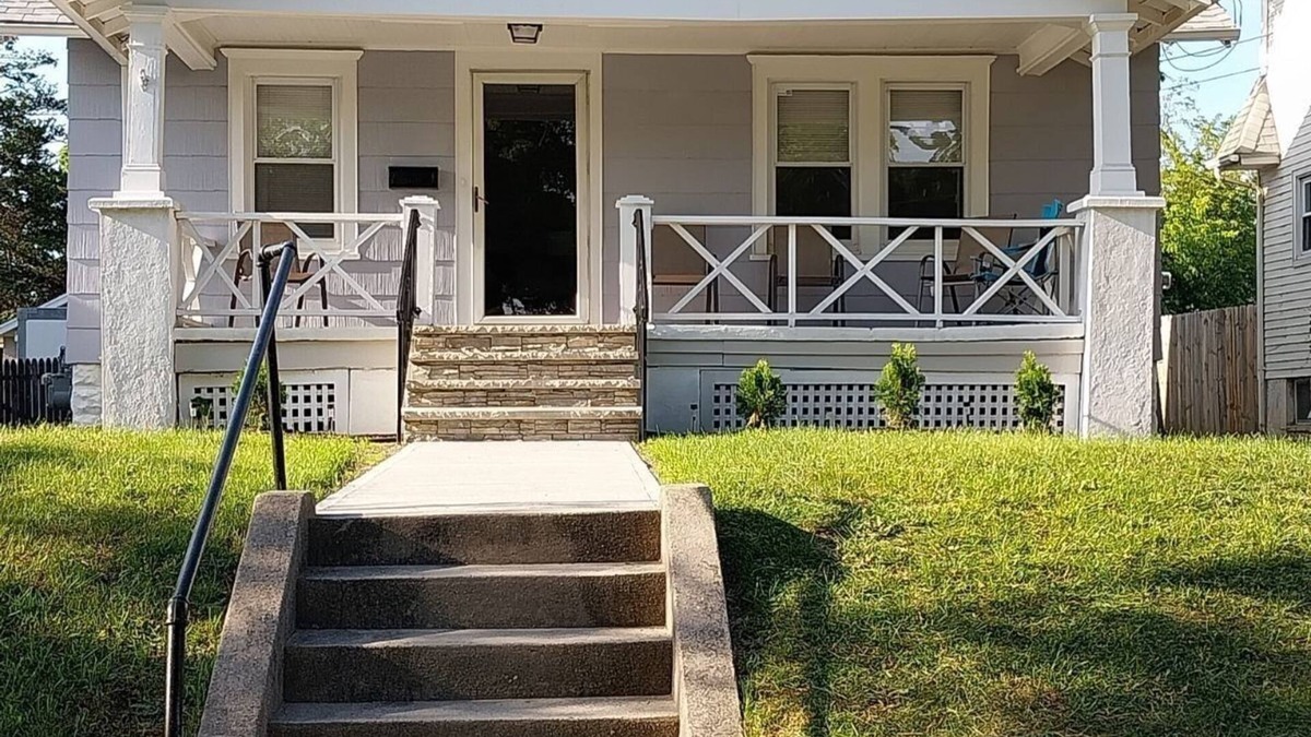 Neptune City House | Cozy getaway near the Jersey Shore Beach!