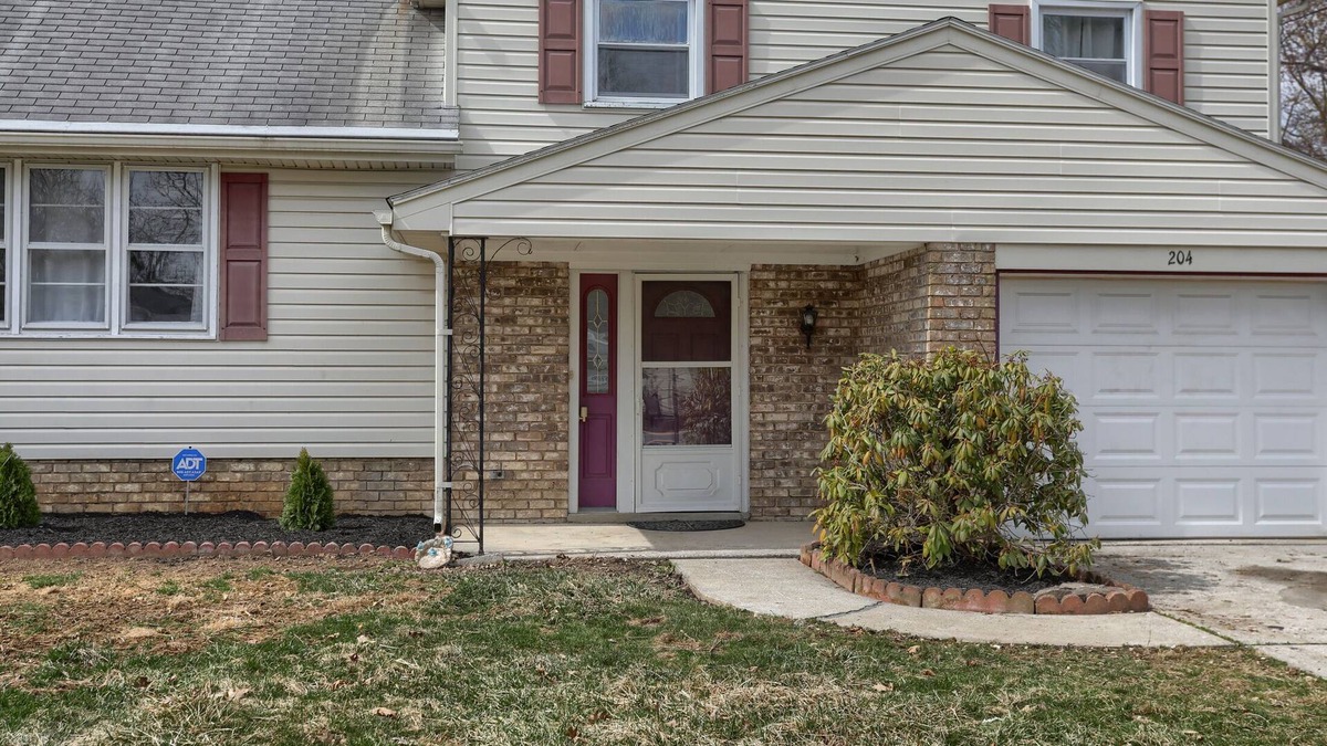 Harrisburg House | Cozy Guest Home At Fairville