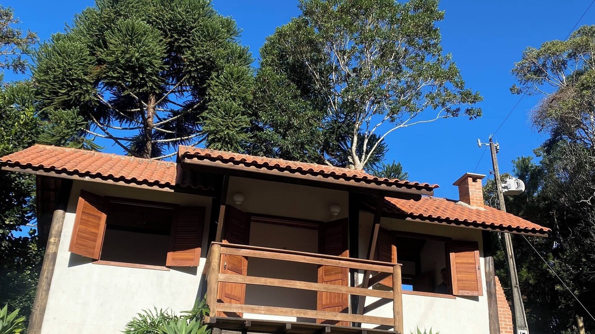 Vitor Hugo Ski Chalet | Cozy guesthouse surrounded by nature, total privacy, fireplace