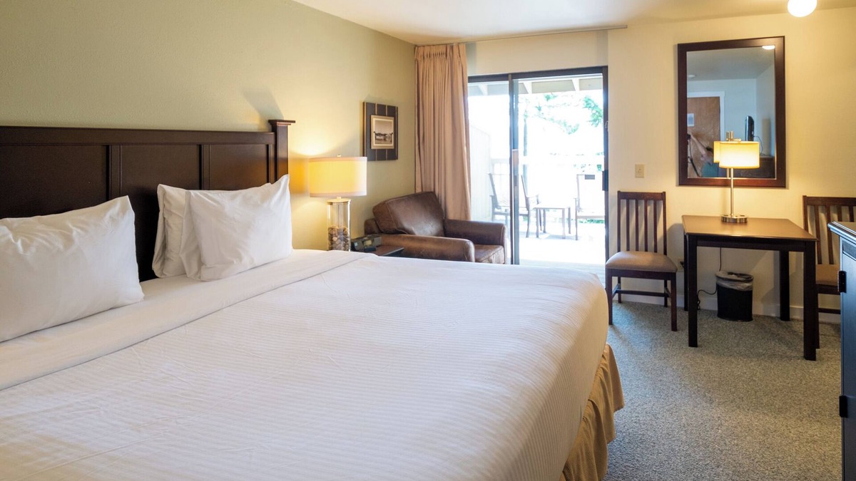 Rosario Hotel | Cozy Harborside Stay | Secluded Orcas Island Getaway- Harborside 2450