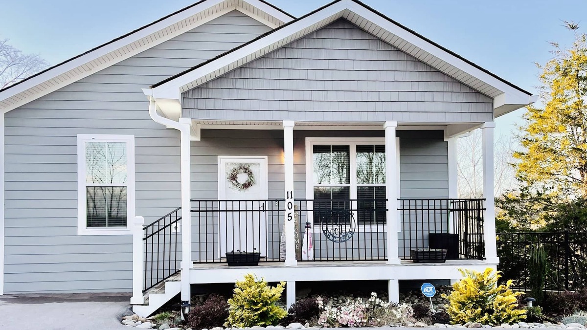 Sevierville House | Cozy Hideaway Available Jan-March. Whole House Available Year Round.