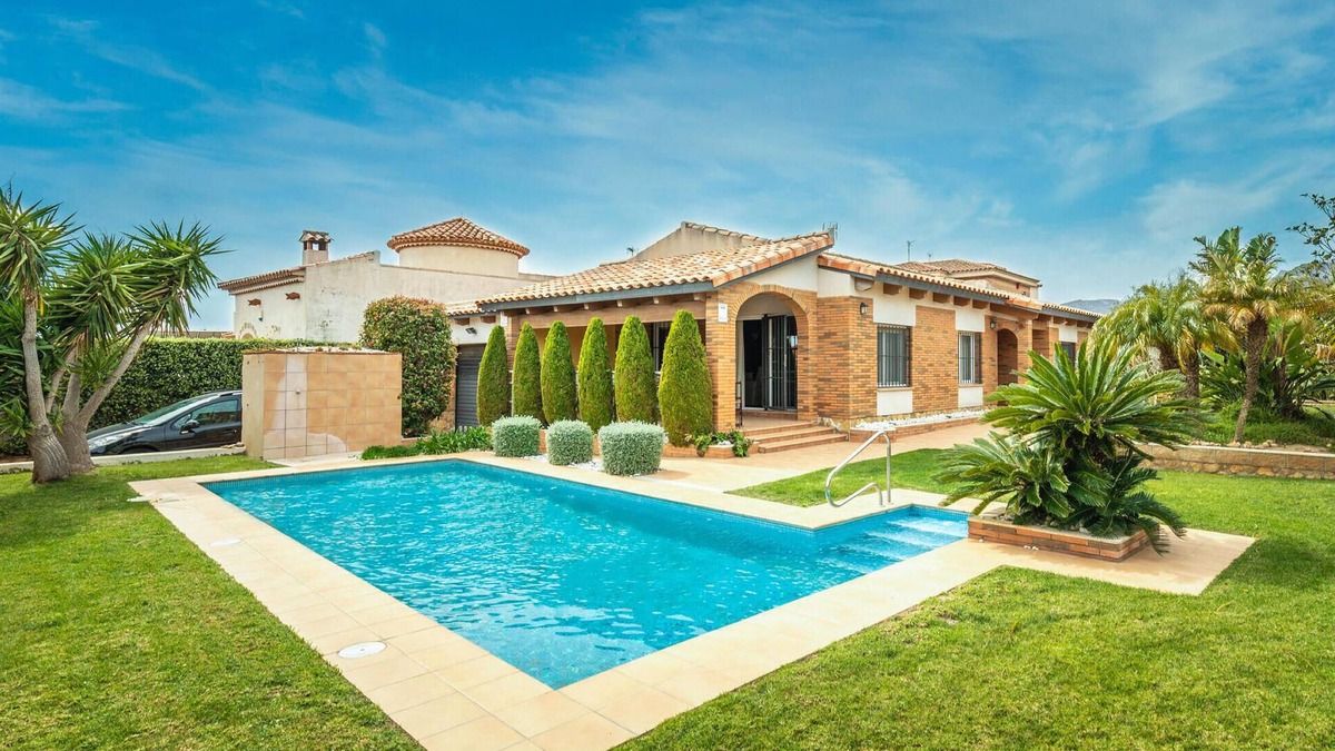 L'Hospitalet de l'Infant House | Cozy home in Hospitalet De L´Infant