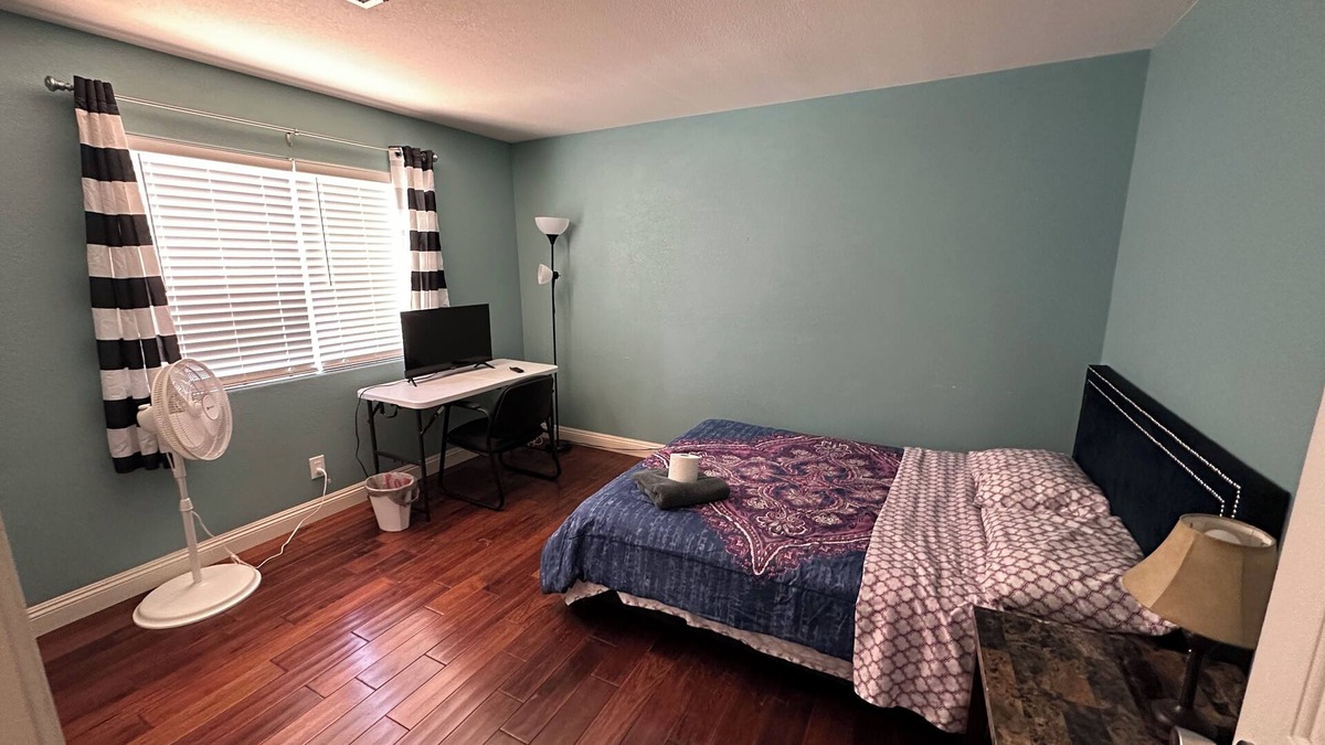 Spring Valley House | Cozy Home 2-4
