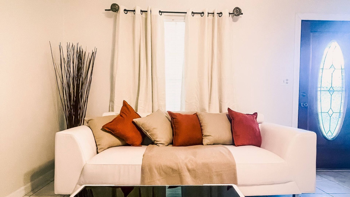 Clair-Mel City House | Cozy home 3 bedrooms between two cities