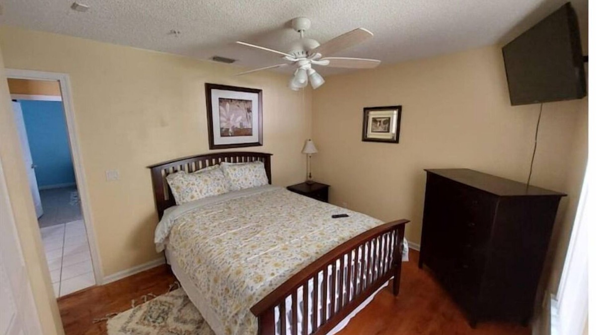 Royal Palm Beach Apartment | Cozy Home away from Home, Royal Palm Beach