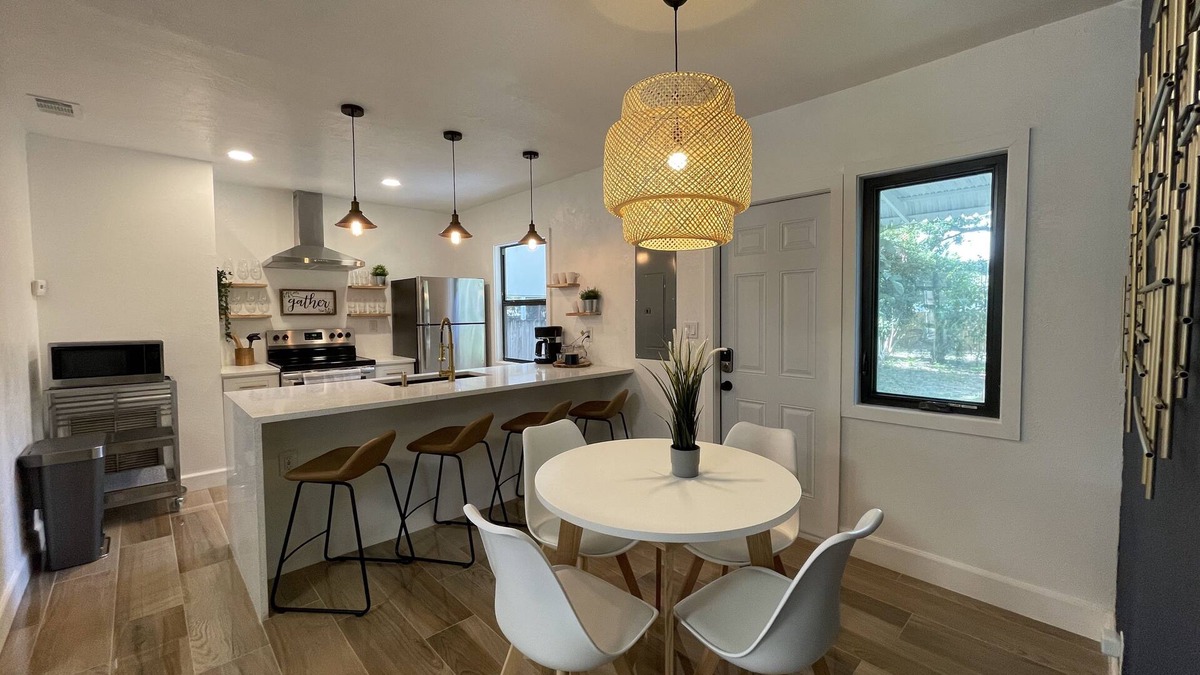 Downtown Fort Lauderdale House | Cozy Home-Close to Downtown, Beaches & Restaurants