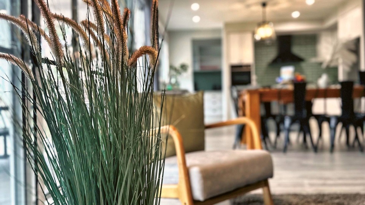 Muswellbrook House | Cozy Home for Work Teams and Families