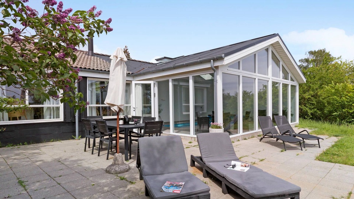 Handrup Strand House | Cozy home in Ebeltoft with sauna