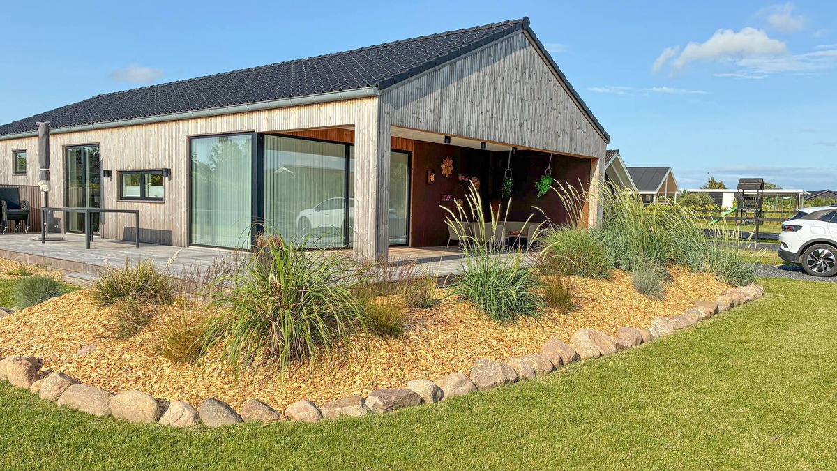 Havnsø House | Cozy home in Føllenslev with WiFi