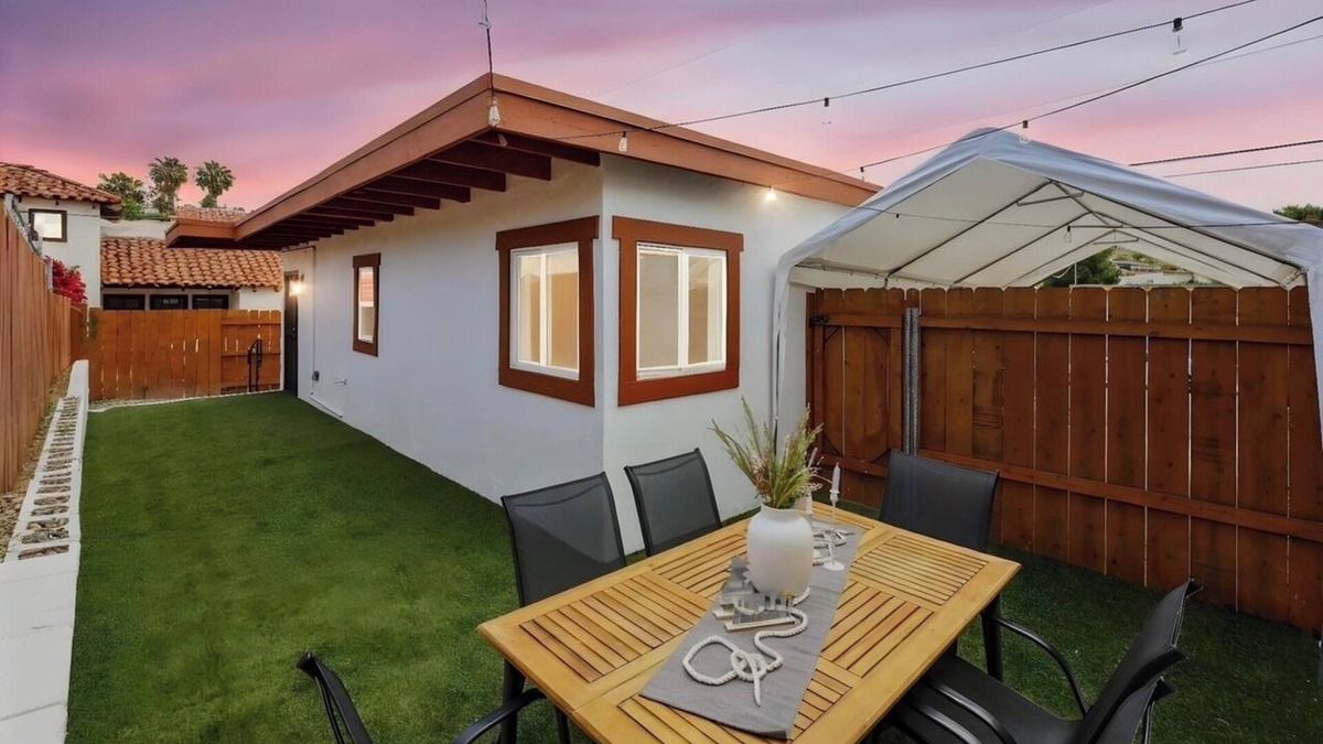 Old Town House | Cozy Home in heart of Old Town San Diego