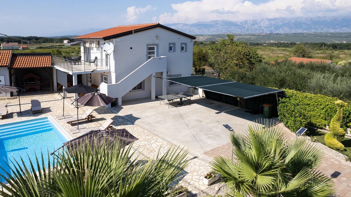 Municipality of Posedarje House | Cozy home in Islam Latinski with WiFi