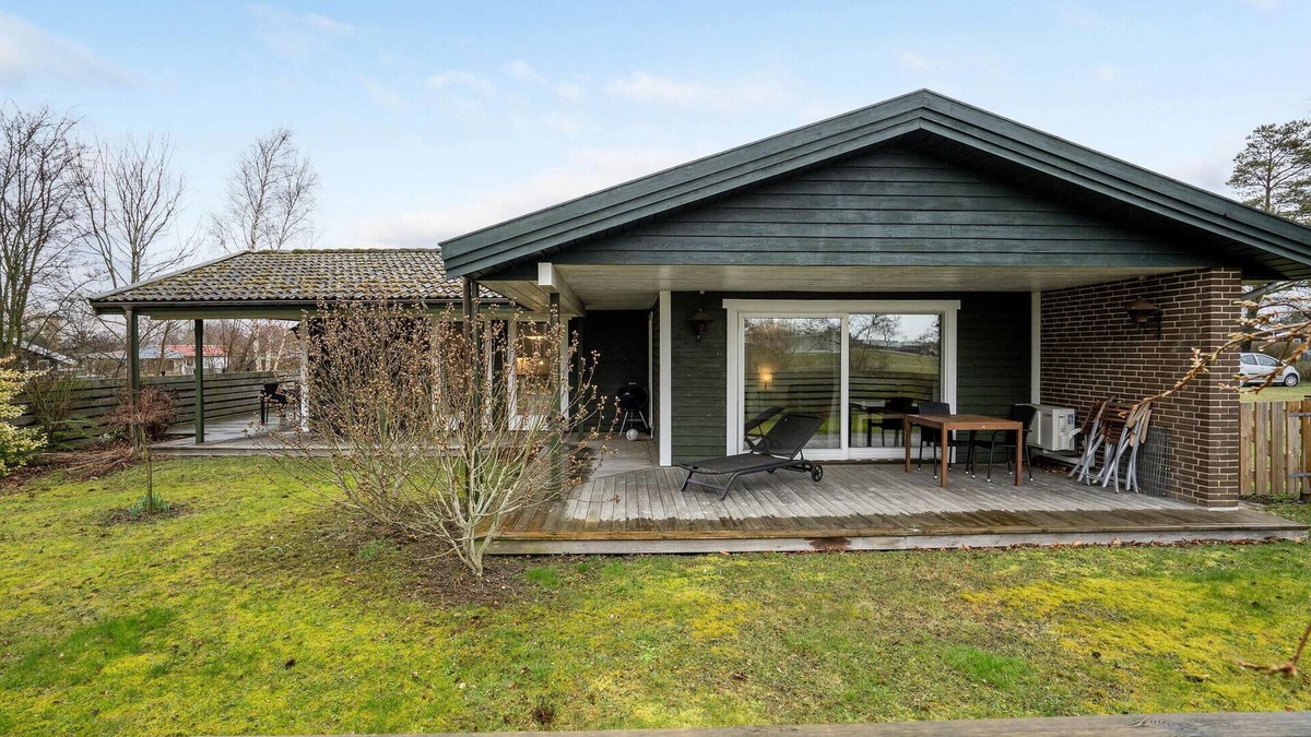 Karrebksminde House | Cozy home in Karrebæksminde with WiFi
