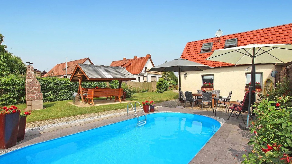 Kummerow House | Cozy home in Kummerow with sauna
