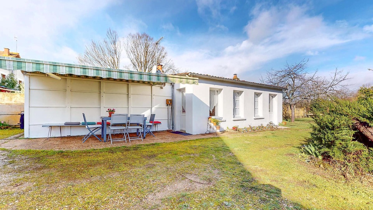 Montmorillon House | Cozy home in Montmorillon with Wi-Fi