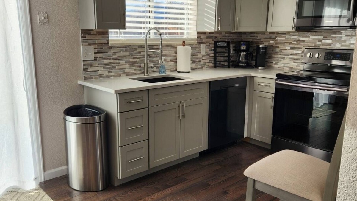 Morrison House | Cozy home in Morrison.napprox. 10 minutes from red rocks