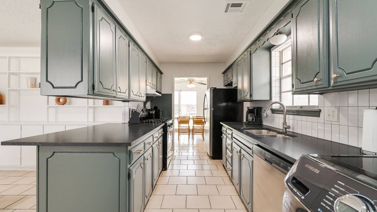 Oklahoma City House | Cozy Home in NW OKC with garage & TVs in every room!