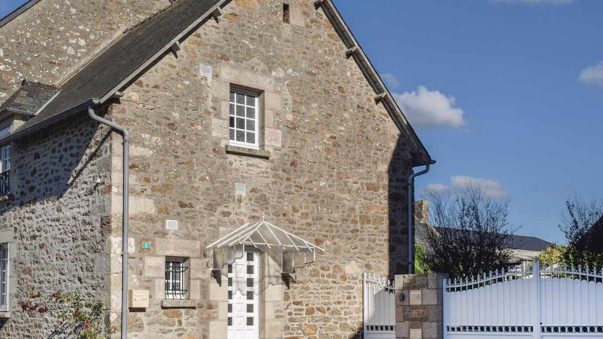 Plancoet House | Cozy home in Plancoët with WiFi