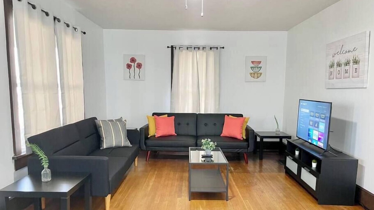 Shelbyville House | Cozy Home in Shelbyville, 10 min to Casino!