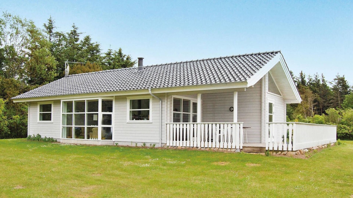 Spøttrup House | Cozy home in Spøttrup with sauna