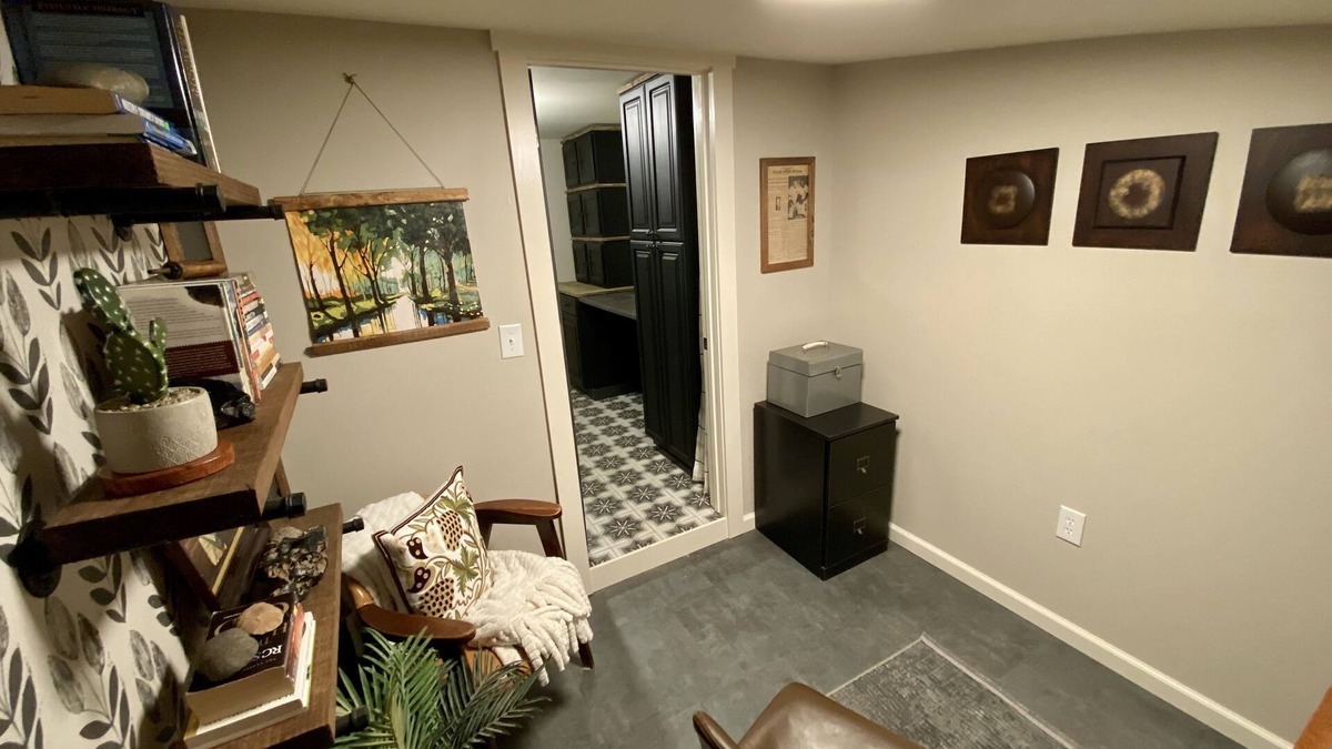 Waleska House | Cozy home in the heart of Waleska! Right beside Reinhardt University.