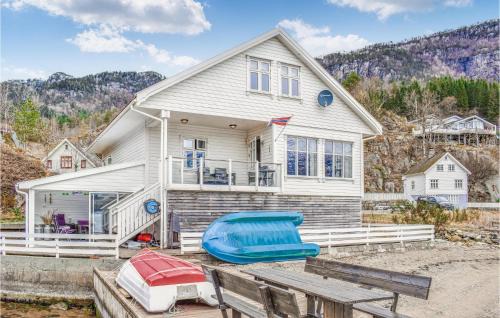 Suldal House | Cozy Home In Vanvik With Wifi