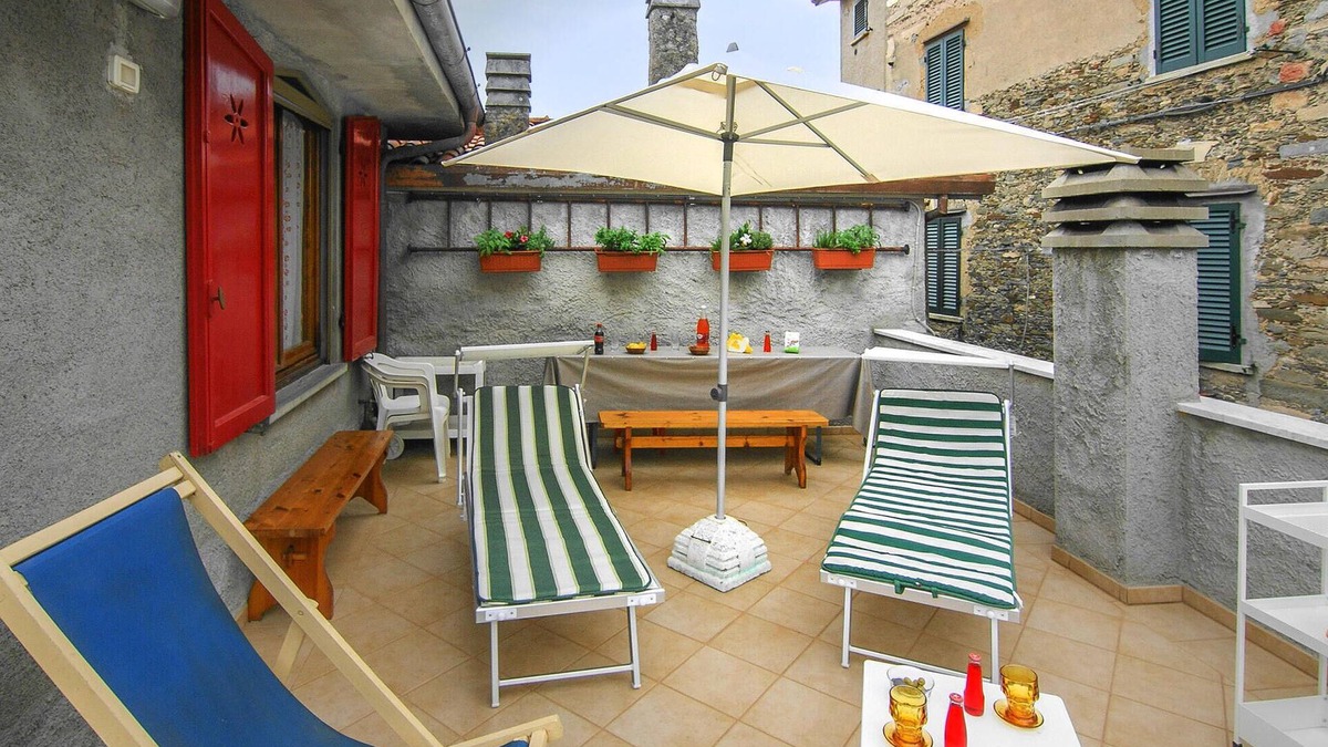 Stazzema House | Cozy home in Volegno with kitchenette