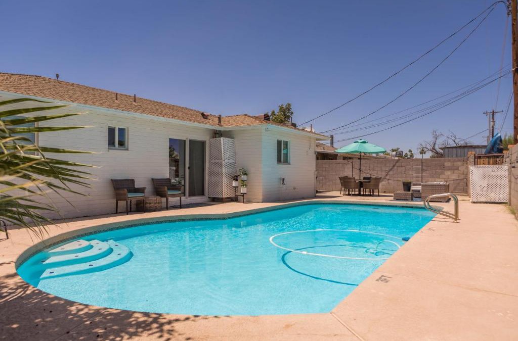 Mesa House | Cozy home near downtown Mesa Pool BBQ